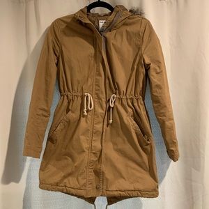 Tan middle weight coat, XS